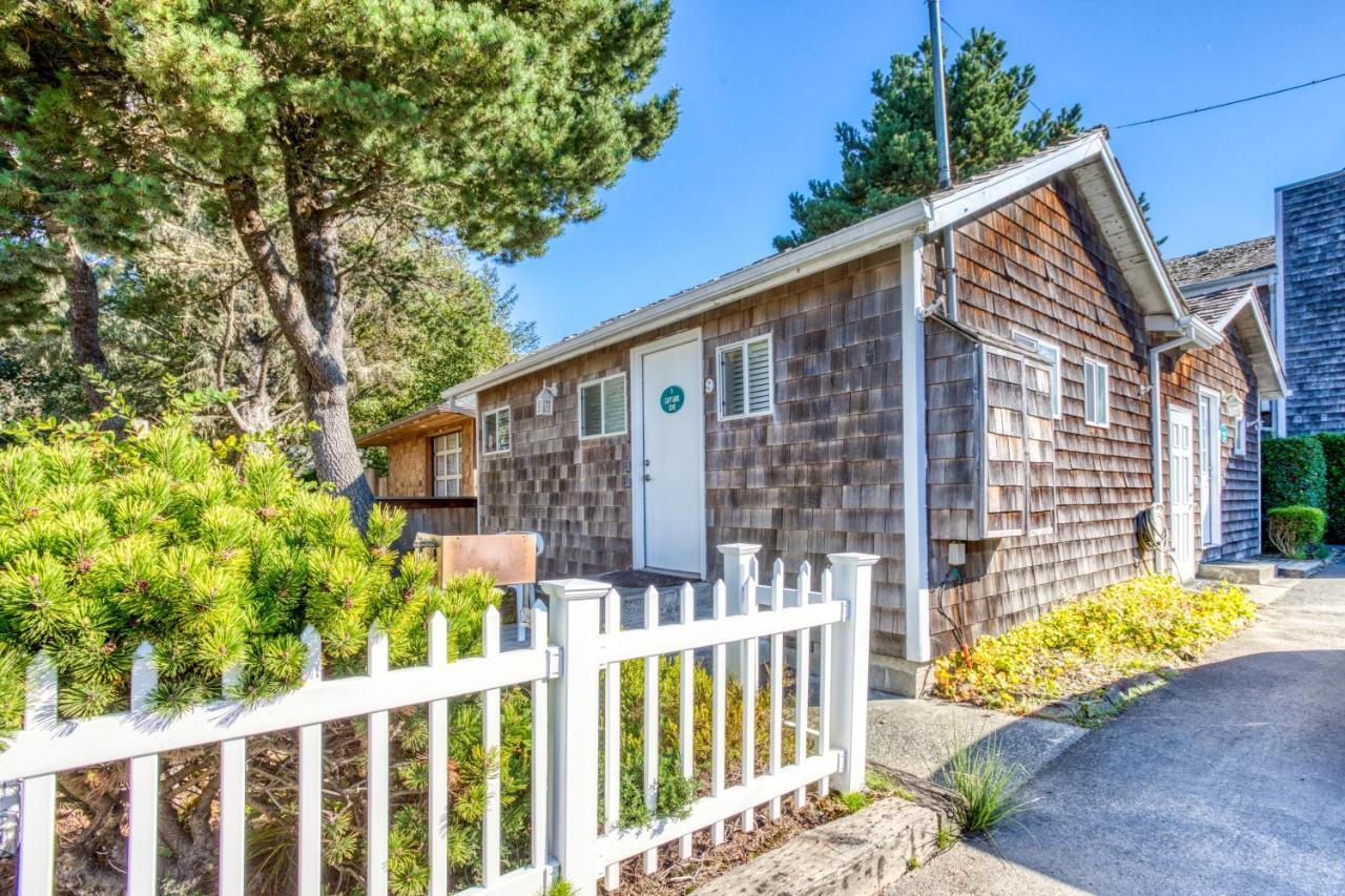 Beaches Inn | Captains Cove Cottage 9 Cannon Beach Exterior photo